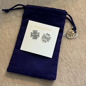 Tory Burch silver earrings logo new